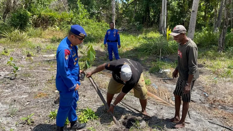 Ditpolairud Polda PBD Laksanakan Sambang Nusa Presisi di Pulau Soop