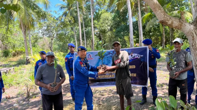 Ditpolairud Polda PBD Laksanakan Sambang Nusa Presisi di Pulau Soop