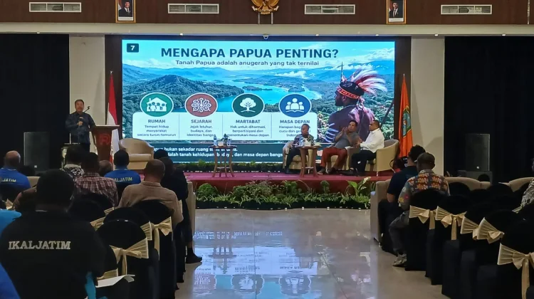 Ikaljatim Gelar Diskusi Strategis di Sorong Bersama Paulus Waterpauw
