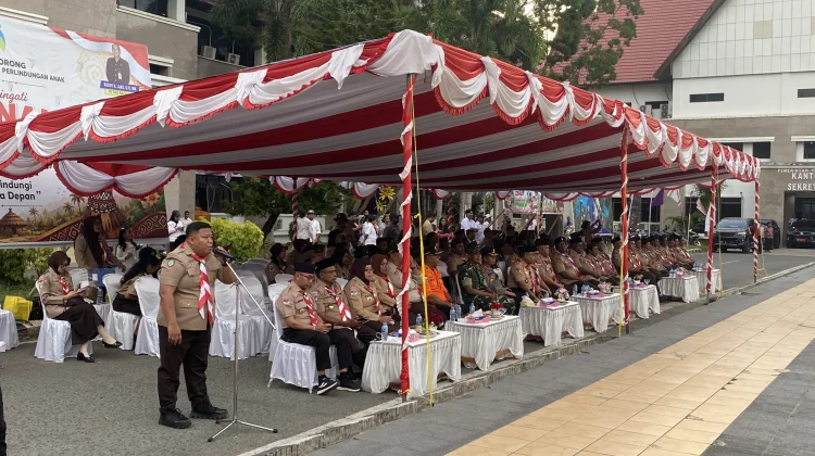 Gubernur Elisa Lepas Kontingen Pramuka ke Jamnas