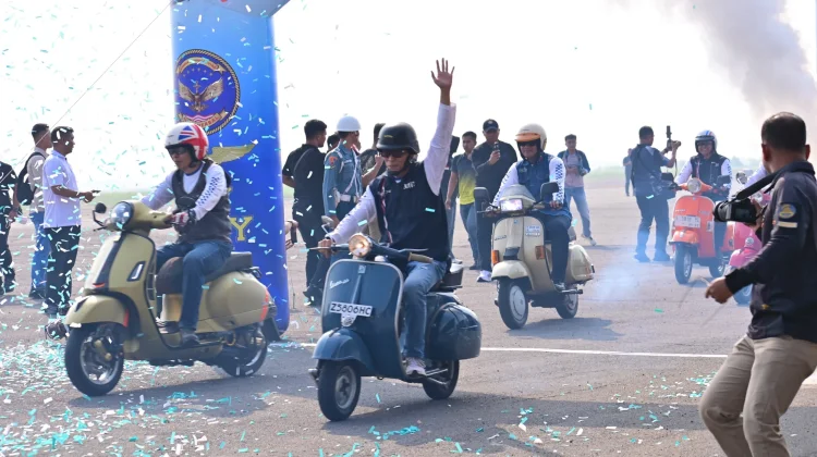 Pangkoarmada III Ikuti Executive Scooter Riding Bersama Kasal