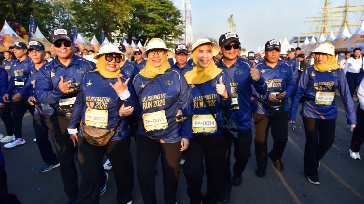 Ketua Umum Jalasenastri, Melepas Jalasenastri Run 2026