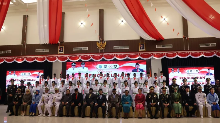 Kapolda Hadiri Pengukuhan Paskibraka Tingkat Provinsi Papua Barat Daya
