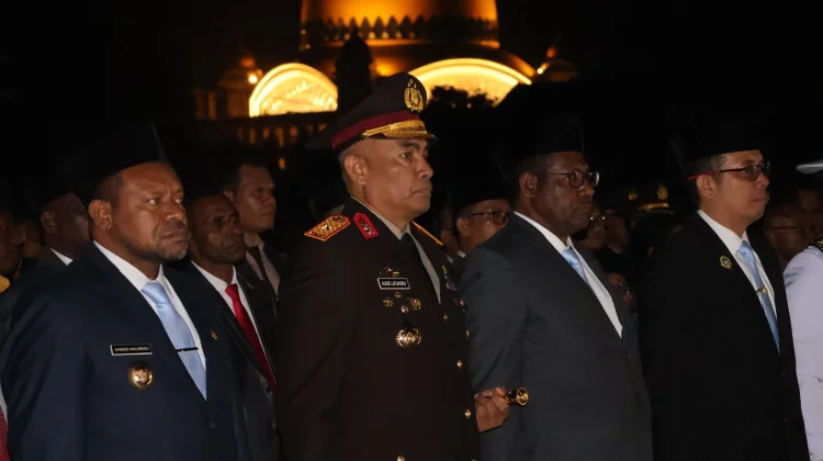 Kapolda PBD Hadiri Renungan Suci HUT ke-81 Kemerdekaan RI di TMP Trijaya Sakti