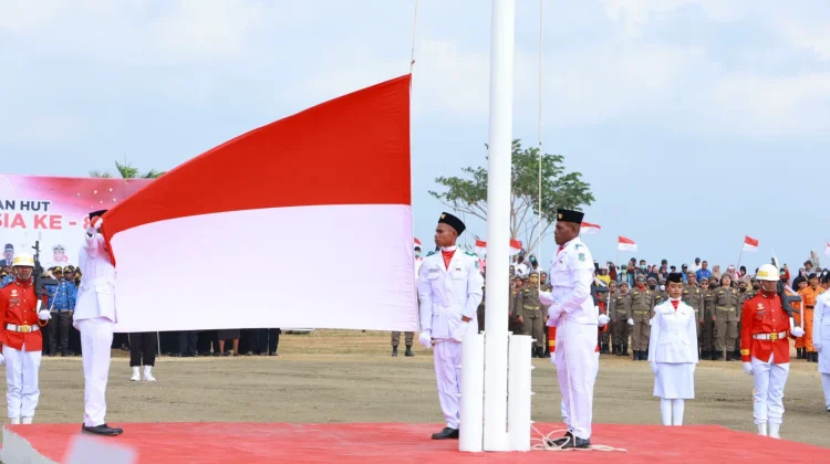 Kapolda PBD Hadiri Upacara HUT ke-81 Kemerdekaan RI di Pantai Reklamasi
