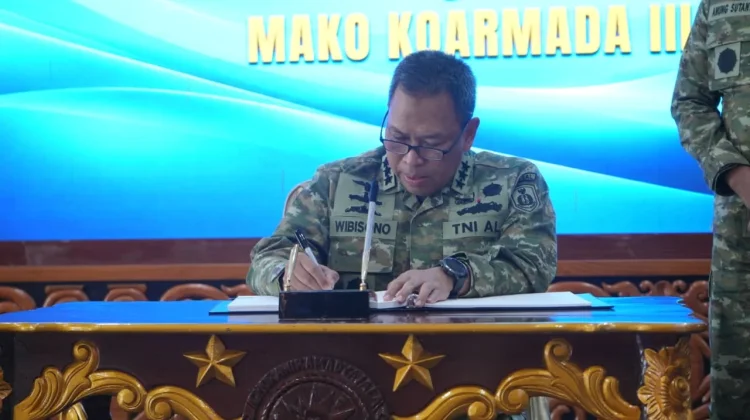 Koarmada III Terima Courtesy Call Inspektur Jenderal TNI Angkatan Laut