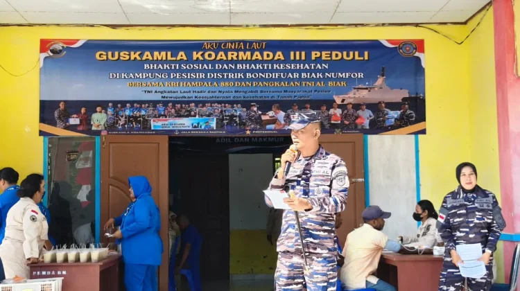 Guskamla Koarmada III Laksanakan Baksos dan Bakkes Bagi Warga Pesisir Bondifuar