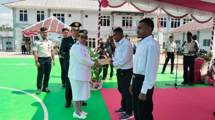 Kegiatan Penyerahan SK Remisi Umum Bagi Warga Binaan Lapas Kelas III Teminabuan