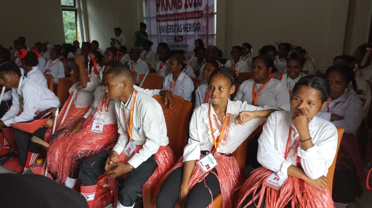 Pembukaan PKKMB Universitas Werisar Sorong Selatan