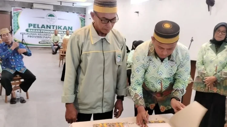 Resmi Dilantik, BPW KKLR Papua Barat Daya Siap Jaga Silaturahmi di Rantau