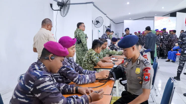 Koarmada III Ikuti Vicon Donor Darah dalam Rangka HUT ke-81 TNI
