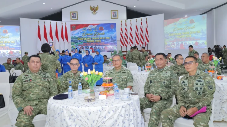 Koarmada III Ikuti Vicon Donor Darah dalam Rangka HUT ke-81 TNI