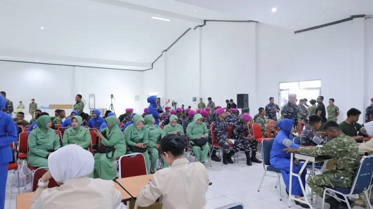 Koarmada III Ikuti Vicon Donor Darah dalam Rangka HUT ke-81 TNI