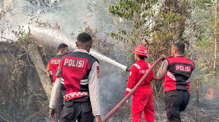 Satgas Preventif Operasi Bina Karuna Dofior 2026 Tangani Kebakaran di Klasaman