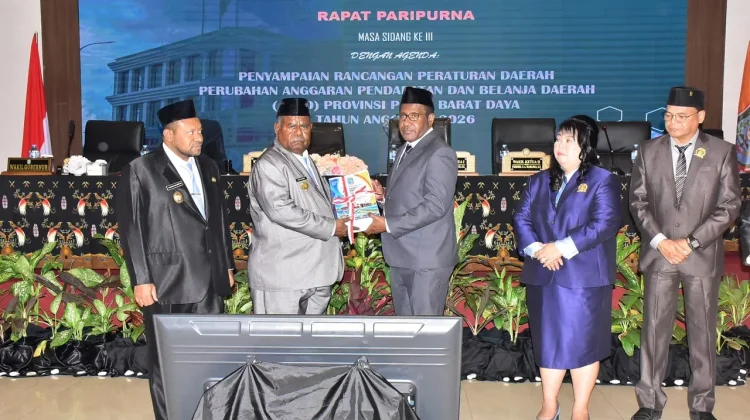 Sinergi TNI AL dan Pemda, Koarmada III Hadiri Pembahasan Perubahan APBD 2026
