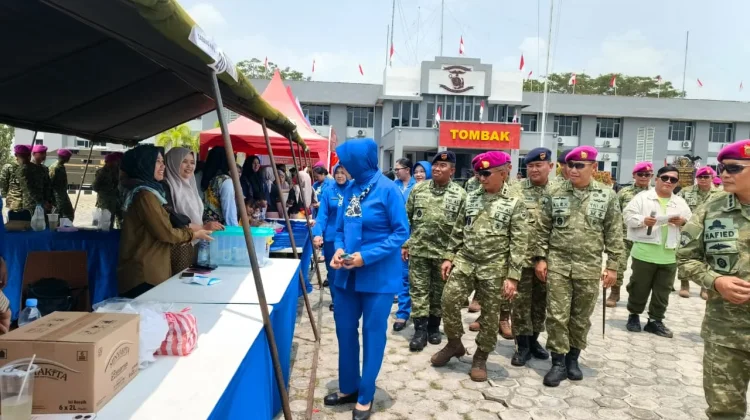 HUT Ke-81 TNI, Danpasmar 3 Ikuti Vicon Bazar Murah untuk Masyarakat