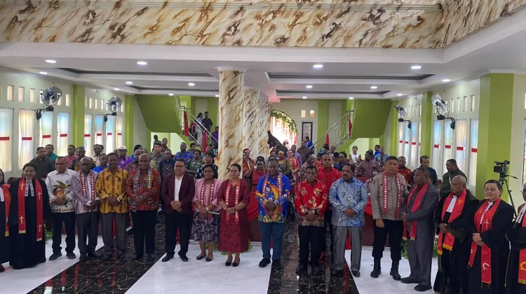 Wakapolda PBD Hadiri Peresmian dan Pentabisan Gedung Gereja GKI Agape Waigo