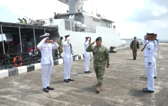 Koarmada III Terima Courtesy Call Inspektur Jenderal TNI Angkatan Laut