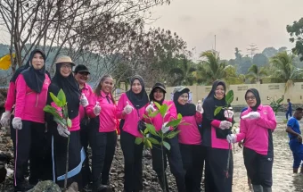 Ditpolairud Polda PBD Bersama Warga Tanam Mangrove dan Aksi Bersih Pantai