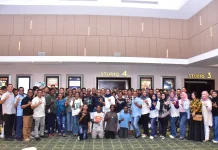 Pasmar 3 Gelar Nobar 'The Hostage's Hero' Bersama Masyarakat Sorong
