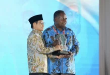 Pemprov Papua Barat Daya Terima Penghargaan Paritrana Award