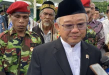Salat Iduladha di UNAMIN Sorong, Mendikdasmen Beri Khotbah