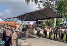 Sat Brimob Polda PBD Gerak Cepat Bantu Korban Bencana Kebakaran