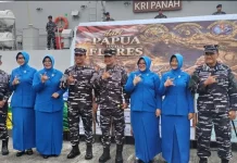 Peduli NTT, TNI AL Distribusikan 10 Ton Bantuan Kemanusiaan Melalui Koarmada III