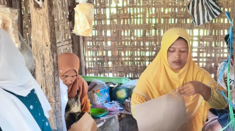 Nasi pocong, Kuliner Unik di desa Batang-Batang Sumenep