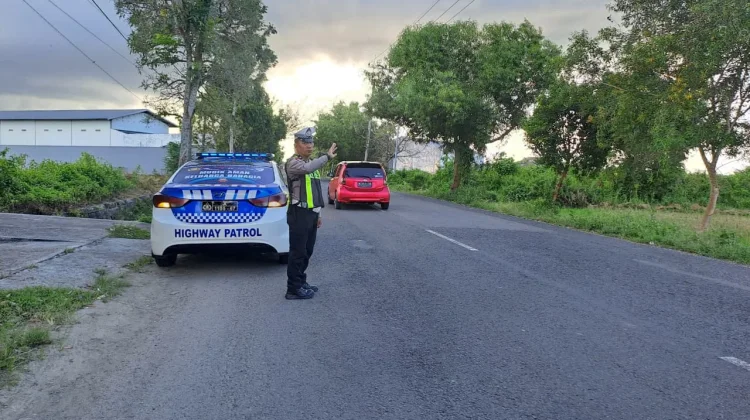 Satlantas Sumenep Patroli Titik Rawan Laka