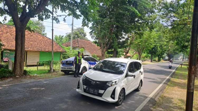 Satlantas Sumenep Patroli Titik Rawan Laka
