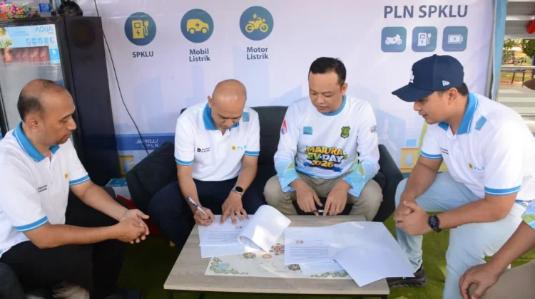 PLN dan PT Wira Usaha Sumekar Percepat Ekosistem Kendaraan Listrik
