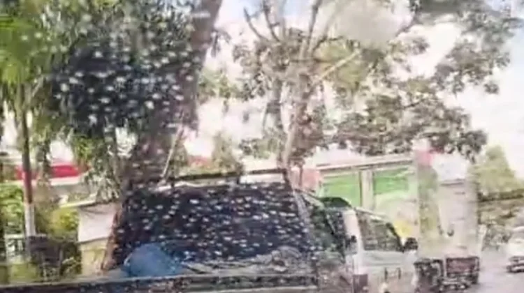 Antrean BBM di SPBU Paberasan Masih Mengular