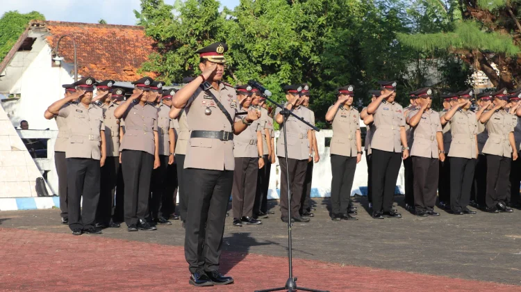 Kapolres Sumenep Pimpin Ziarah ke TMP Jokotole Sambut HUT Bhayangkara ke 80