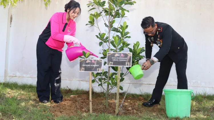 Hari Bhayangkara, Polres Hijaukan Sumenep