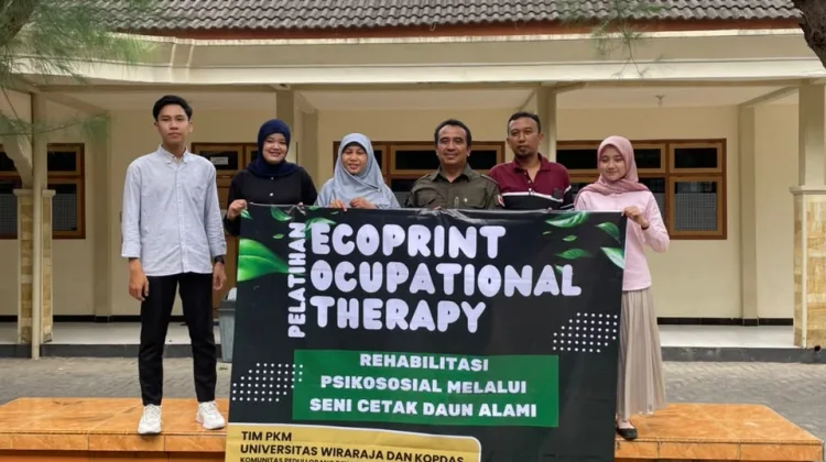 Relawan Kopdas Sumenep Ikuti Pelatihan Ecoprint untuk Pendampingan ODGJ