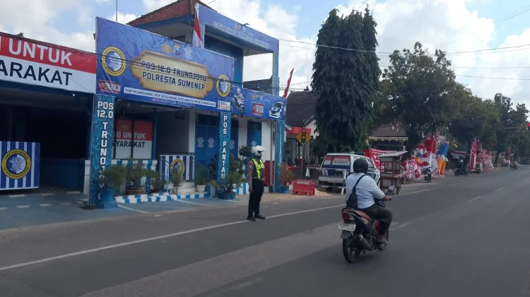 Satlantas Pantau Arus Lalin Sumenep