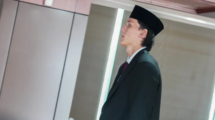 Proses Pengambilan Sumpah Mitchell Baker Sebagai Warga Negara Indonesia