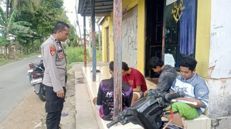 Patroli Dialogis Jaga Kondusivitas Batuputih