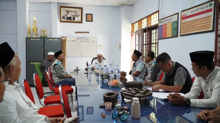 Berita Foto - PLN UP3 Madura Sambut Kemerdekaan dengan Menyalurkan ...