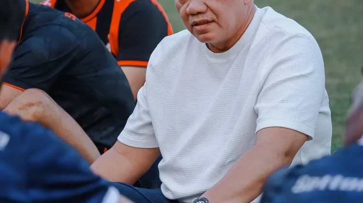 Berita Foto - Suntikan Motivasi Presiden Klub Madura United di Masa ...