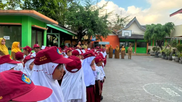 Satlantas Polresta Sumenep Gelar Polisi Sahabat Anak di SDN Kolor 2