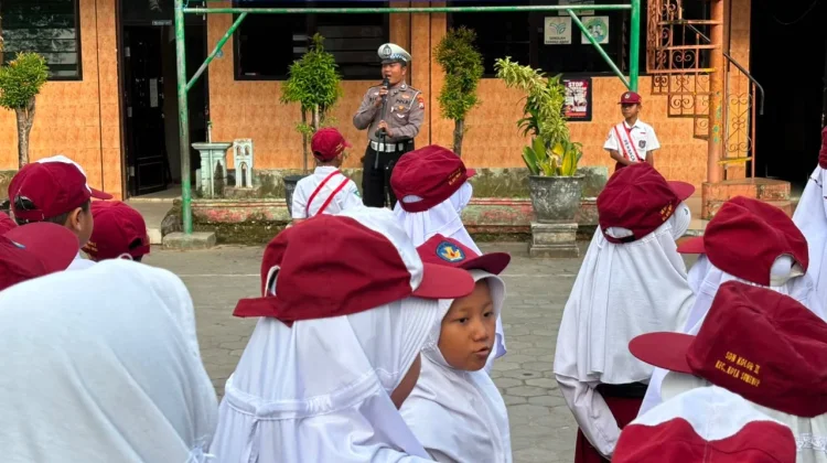 Satlantas Polresta Sumenep Gelar Polisi Sahabat Anak di SDN Kolor 2