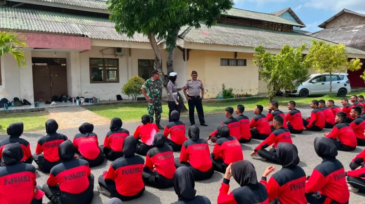 Calon Paskibraka Diajak Satlantas Polresta Sumenep Jadi Pelopor Keselamatan
