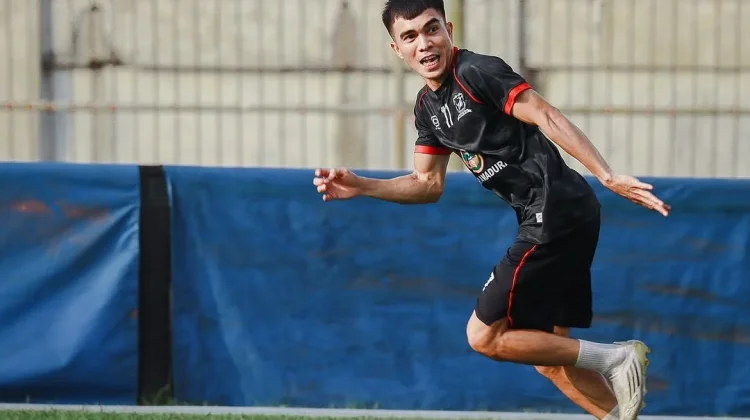 Madura United Terus Manfaatkan Waktu Dengan Latihan