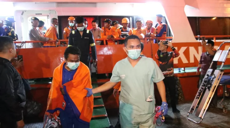 Kapolresta Sumenep Sambut Korban KM Mutiara Sentosa 2