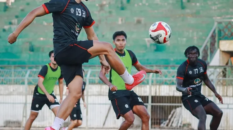 Latihan Pemain Madura United di Masa Persiapan sebelum Kompetisi