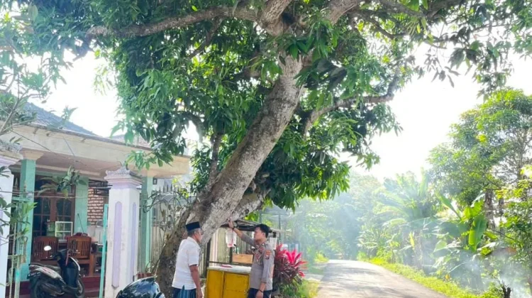 Polsek Batuputih Intensifkan Patroli Sambang Desa