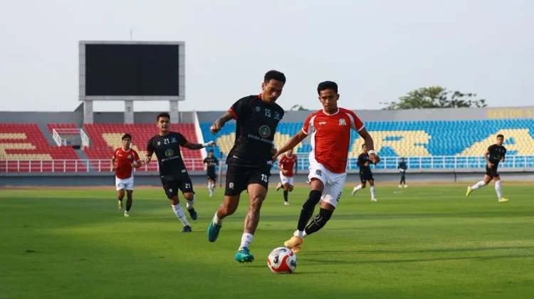 Latihan Bersama Madura United Vs Deltras Sidoarjo