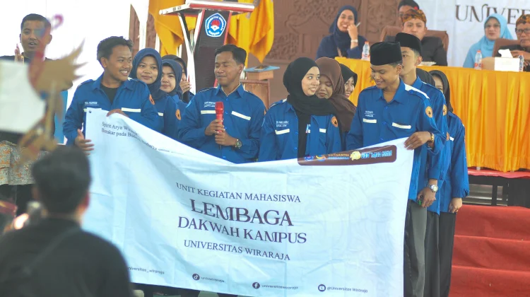 UKM Universitas Wiraraja Diperkenalkan Kepada Mahasiswa Baru di PKKMB
